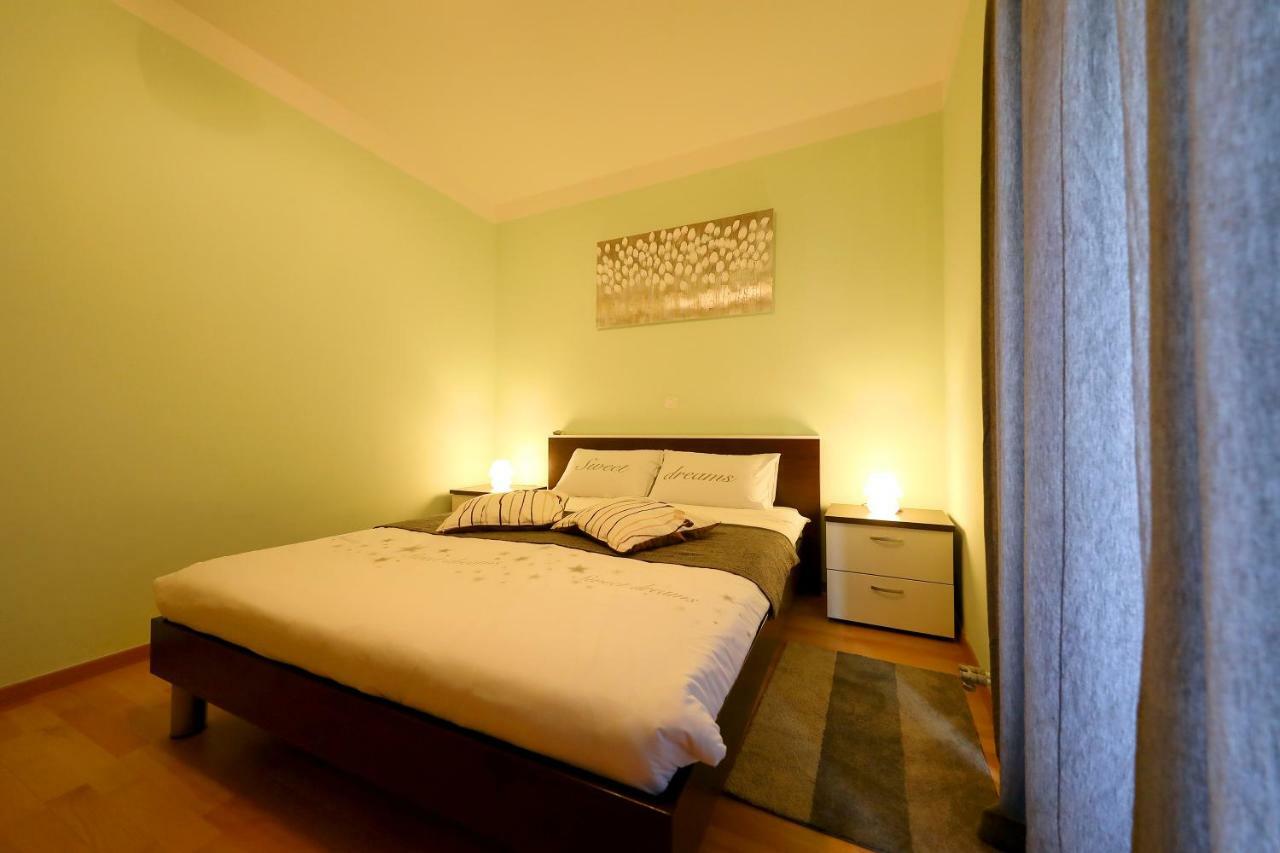 Luxury Villa Nada With Pool Petrcane Luaran gambar